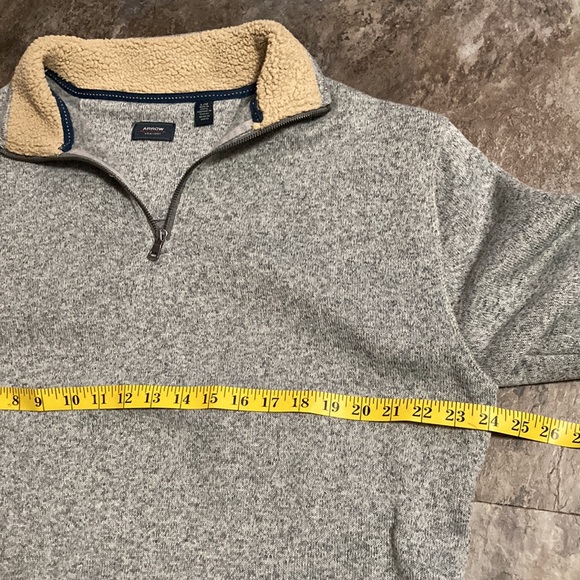 Arrow - Men’s Quarter Zip Up Knit Sweater (L) - Picture 5 of 7